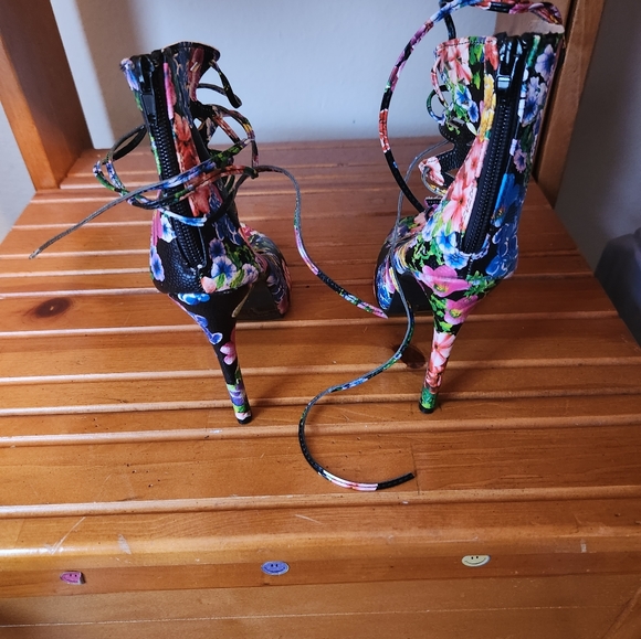 Chase & Chloe - Picture 5 of 5